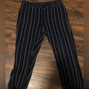 Saleing these dark blue striped pants in good condition